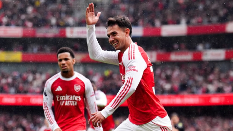 nacho-monreal-khen-ngoi-zubimendi-sau-man-toa-sang